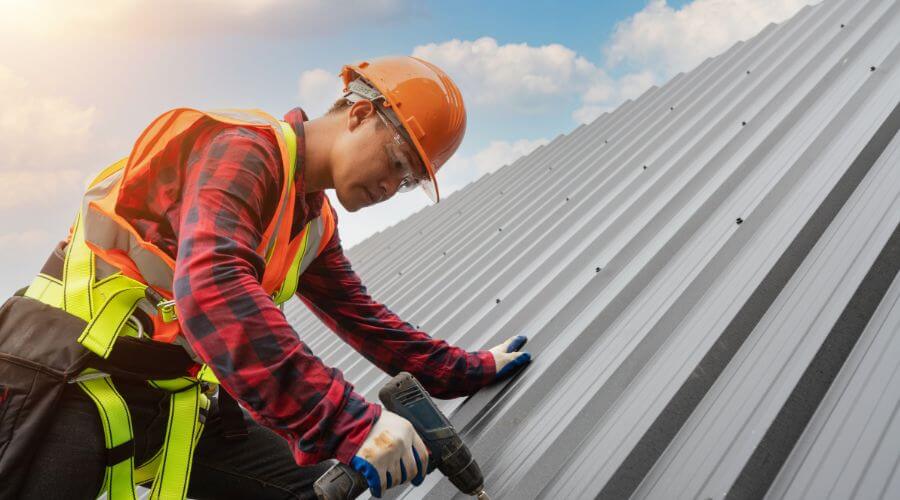 Expert new roof installation services in Wynot, NE